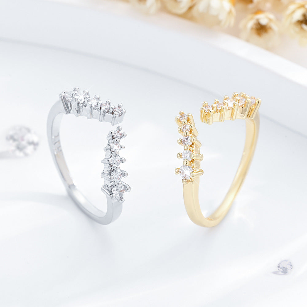Simple V-Shaped Zircon Ring (Gold & silver V-Ring)